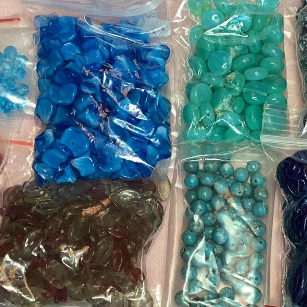 Lot #77 Jewelry Making Seed Beads, Glass, Ceramic & Shapes - Picture 3 of 8